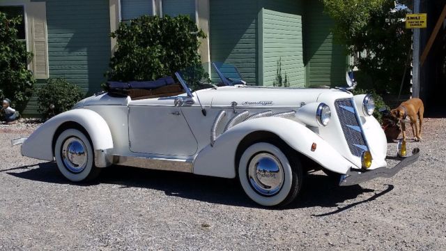 1936 Replica/Kit Makes Auburn boattail speedster