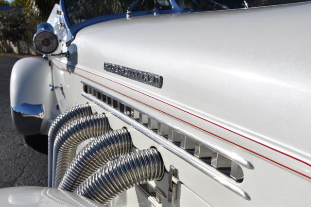 1936 Cord Boattail Speedster Only 500 Miles! - photo 11
