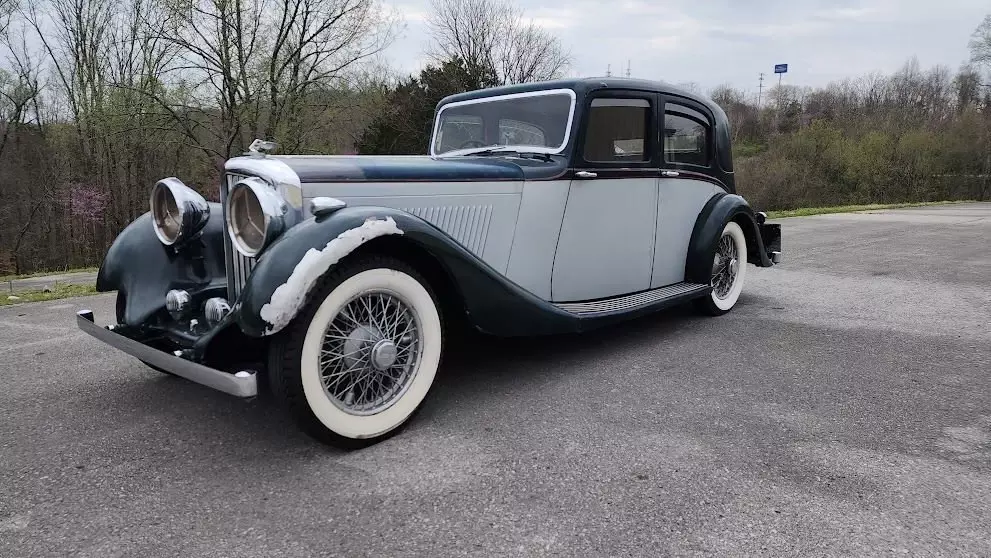 1936 Bentley Derby 4 1/4 Saloon by Hooper 1936 Bentley Derby 4 1/4 Saloon by Hooper