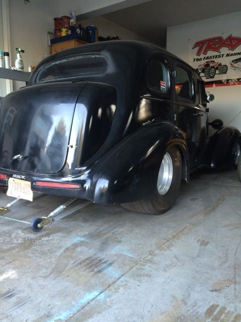 1936 Buick Pro street , built 350 chevy , 400 trans, tubbed, back seat, custom 1936 Buick Other