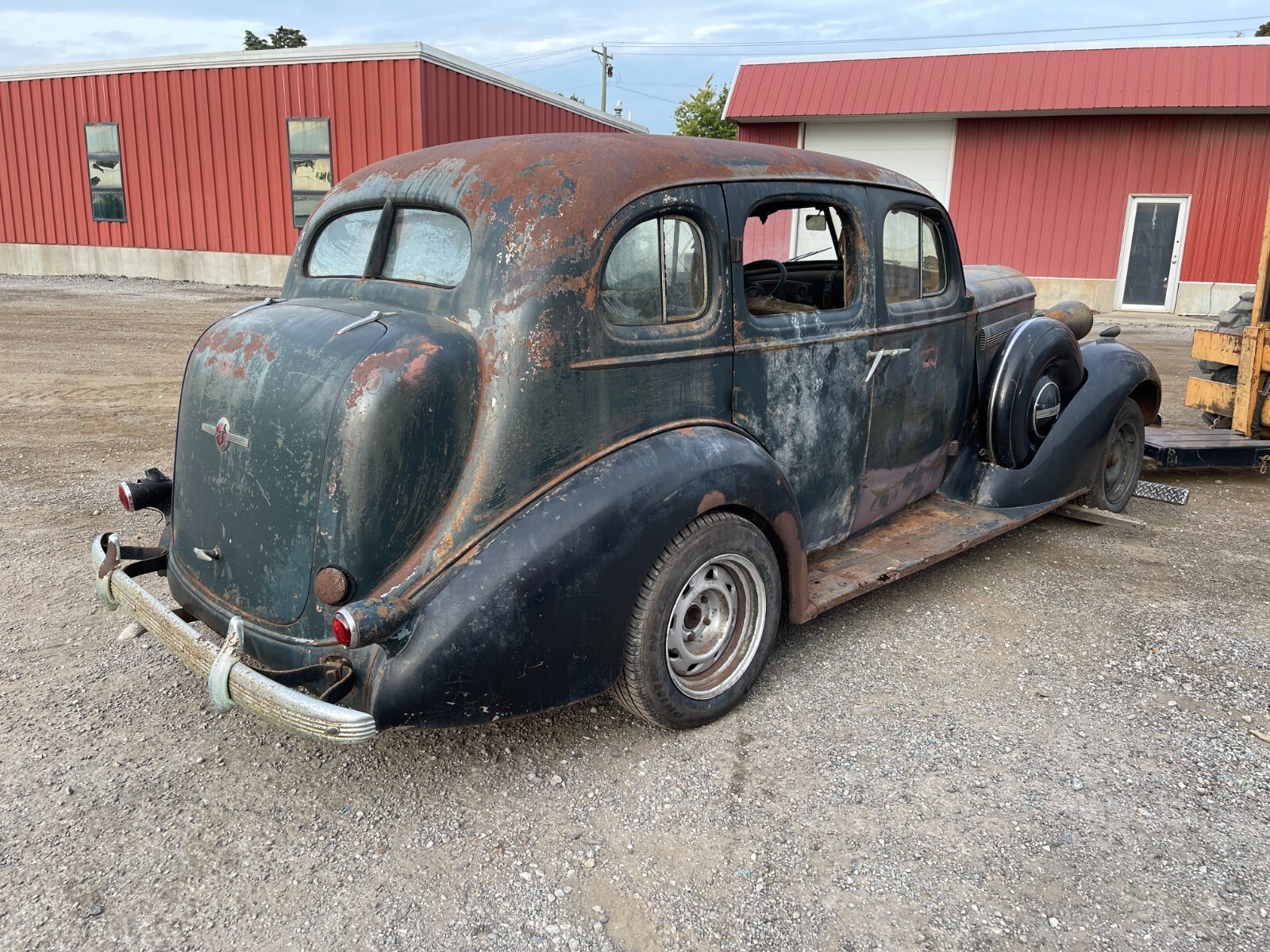 1936 Buick Roadmaster - photo 2
