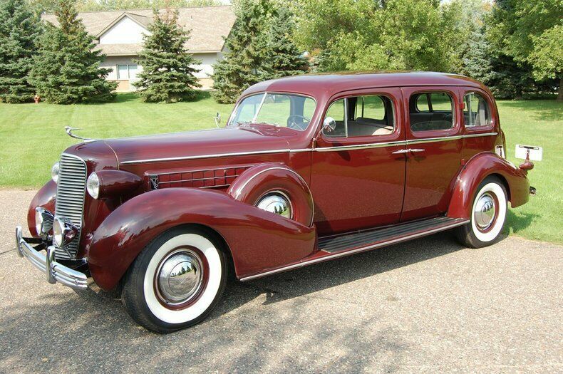 1936 Cadillac Series 85 4dr Sedan - photo 10