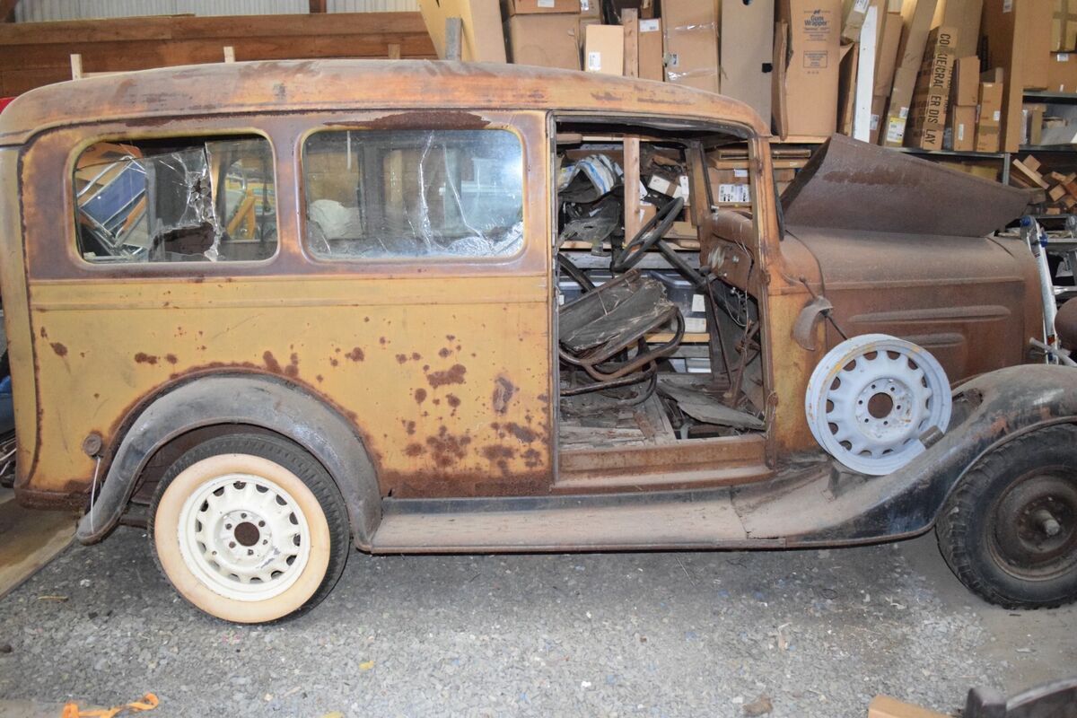 1936 Chevrolet Suburban - photo 2