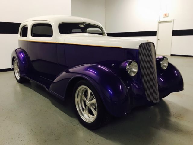 1936 Chevrolet Master Deluxe 2-Door Sedan Street Rod - photo 2