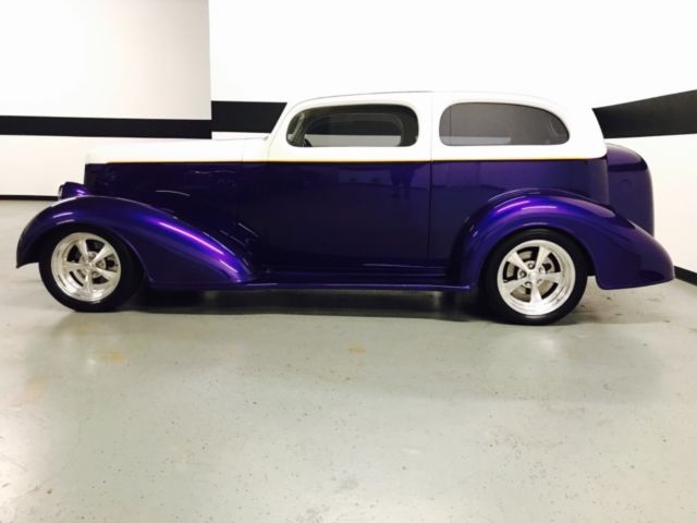 1936 Chevrolet Master Deluxe 2-Door Sedan Street Rod - photo 5