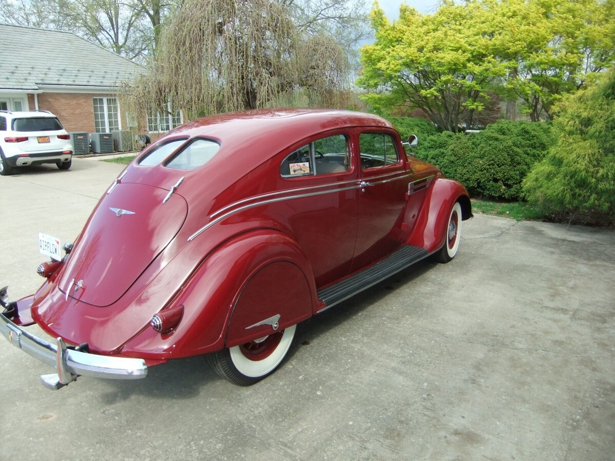 1936 Chrysler Airflow - photo 2