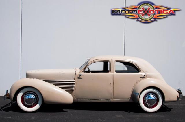 1936 Cord 810 Sedan - photo 13