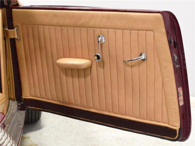 1936 Cord 810 Supercharged - photo 7
