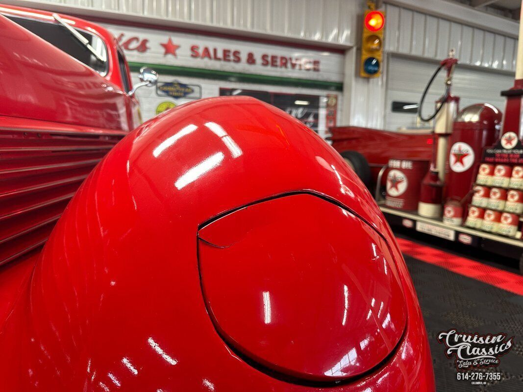 1936 Cord Sedan - photo 7