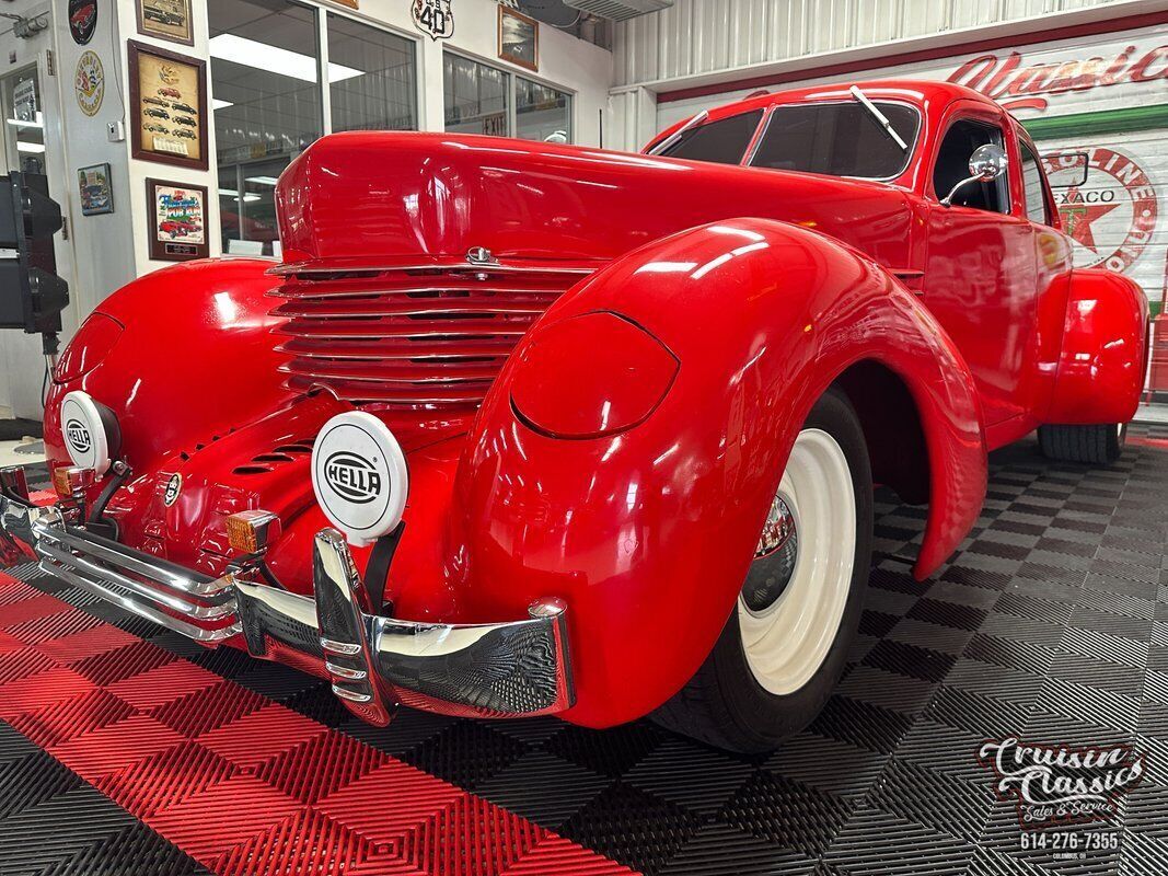 1936 Cord Sedan - photo 8