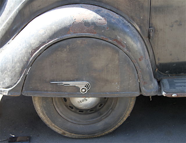 1936 DeSoto Airflow Sedan - photo 11