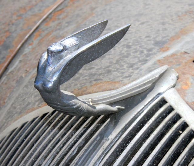 1936 DeSoto Airflow Sedan - photo 2