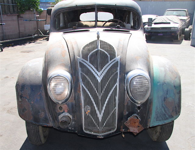 1936 DeSoto Airflow Sedan - photo 3