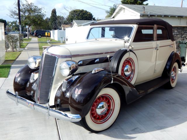 1936 DeSoto Airstream Custom 4-Door Convertible Sedan - photo 10