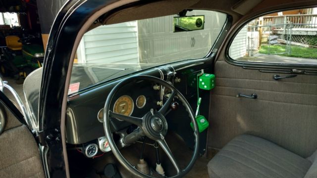 1936 Ford 2-Door Humpback Deluxe Touring - photo 9