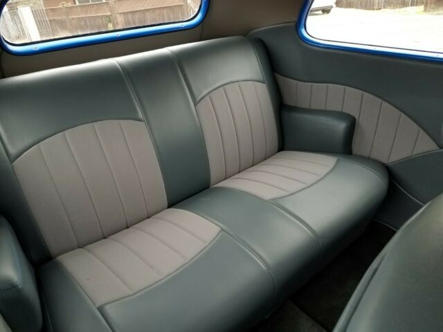 1936 Ford 2 door sedan - photo 12
