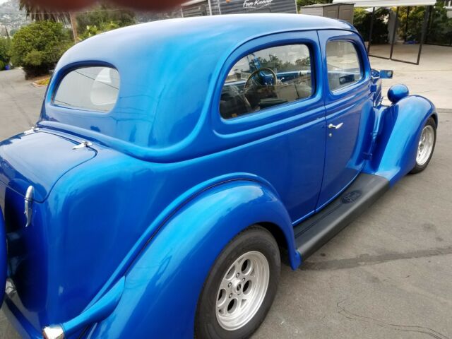 1936 Ford 2 door sedan - photo 6
