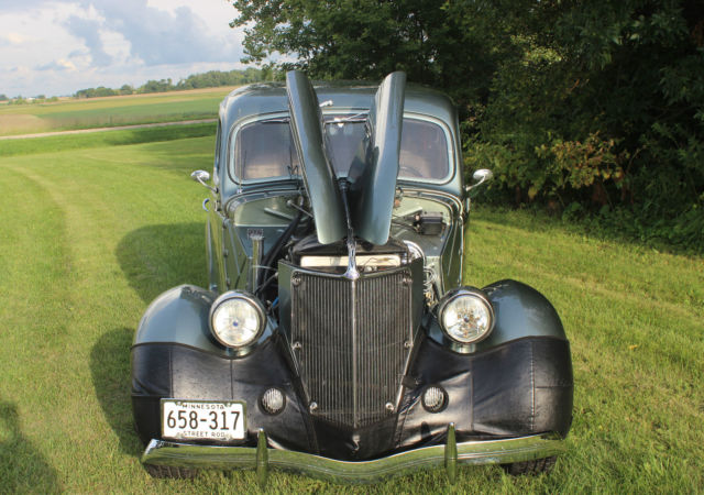 1936 Ford Touring Sedan - photo 10