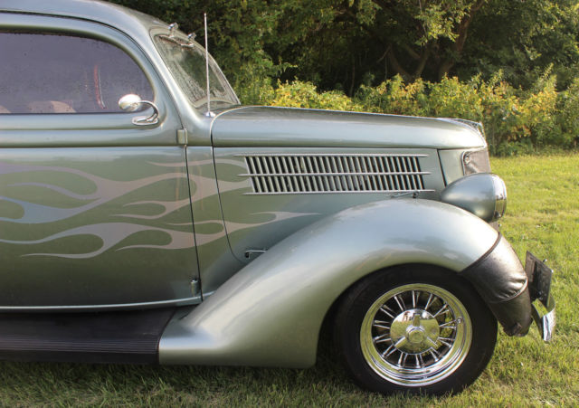 1936 Ford Touring Sedan - photo 7