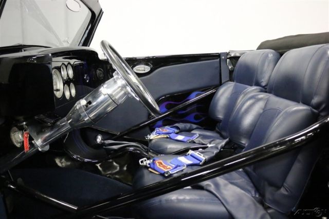 1936 Ford Cabriolet - photo 4