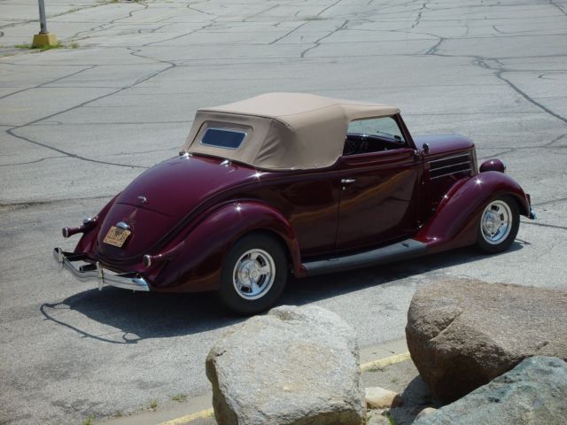 1936 Ford Club Cabriolet Convertible - photo 3