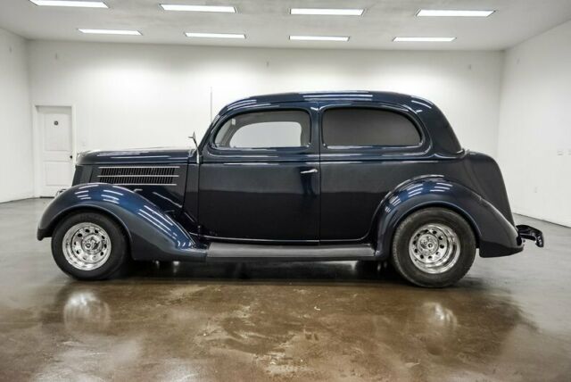 1936 Ford Coupe Humpback - photo 4