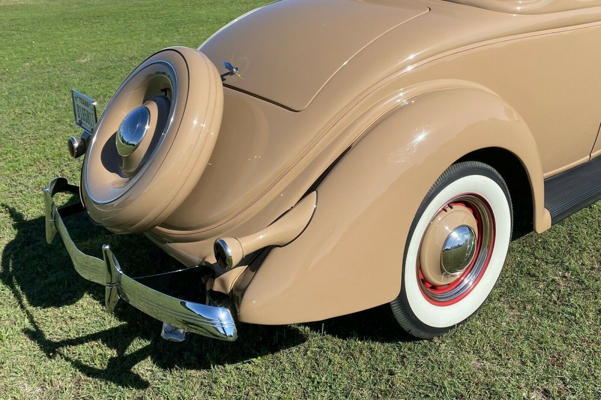 1936 Ford Other Deluxe - photo 2