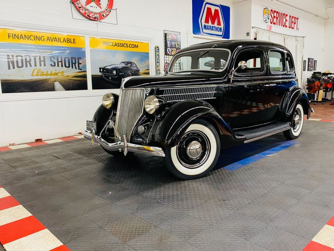1936 Ford Deluxe - 4 DOOR SEDAN - EXCELLENT DRIVING CLASSIC - SEE V - photo 2