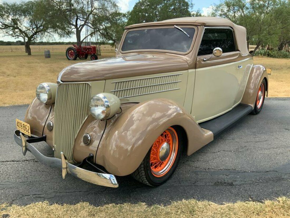 1936 Ford Deluxe Club Cabriolet 5524 Miles Beige Convertible LT1 350 V8 4-speed 1936 Ford Deluxe Club Cabriolet