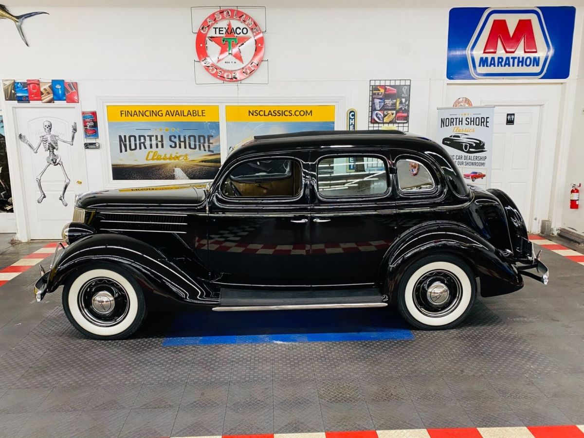 1936 Ford Deluxe - 4 DOOR SEDAN - EXCELLENT DRIVING CLASSIC - SEE V - photo 4
