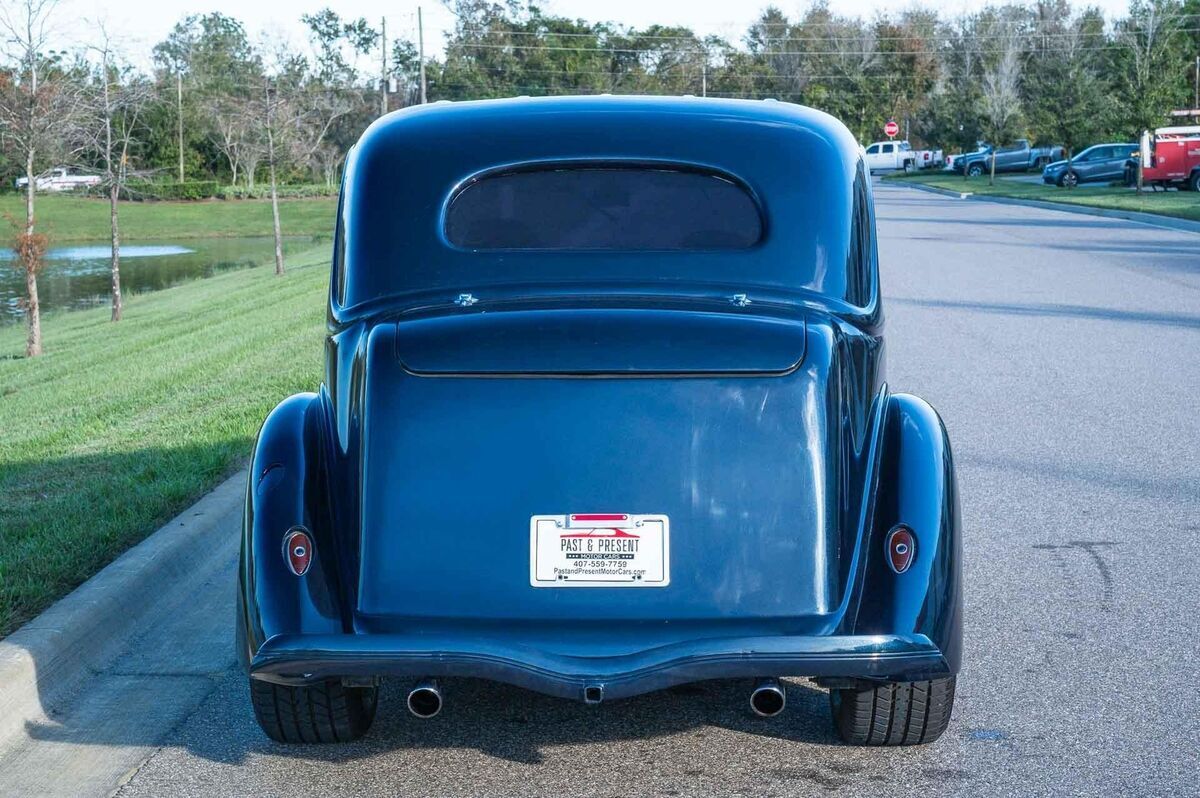 1936 Ford Humpback Restored 2 Door Sedan V8 Auto Vintage AC - photo 5