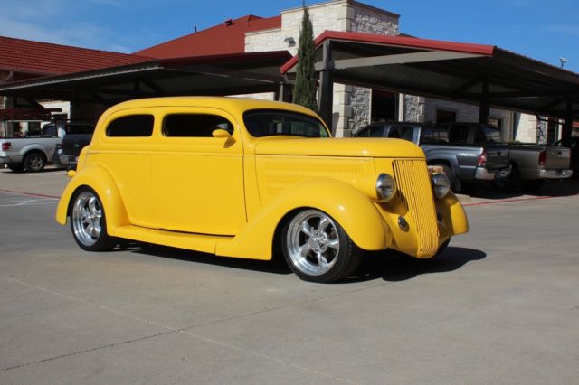 1936 Ford Sedan - photo 7