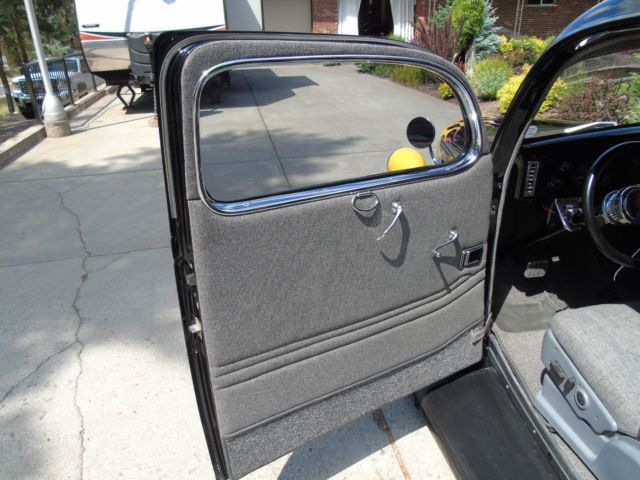 1936 Ford Tudor sedan slant back - photo 11