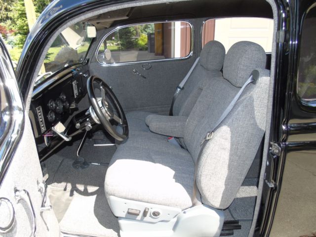 1936 Ford Tudor sedan slant back - photo 12