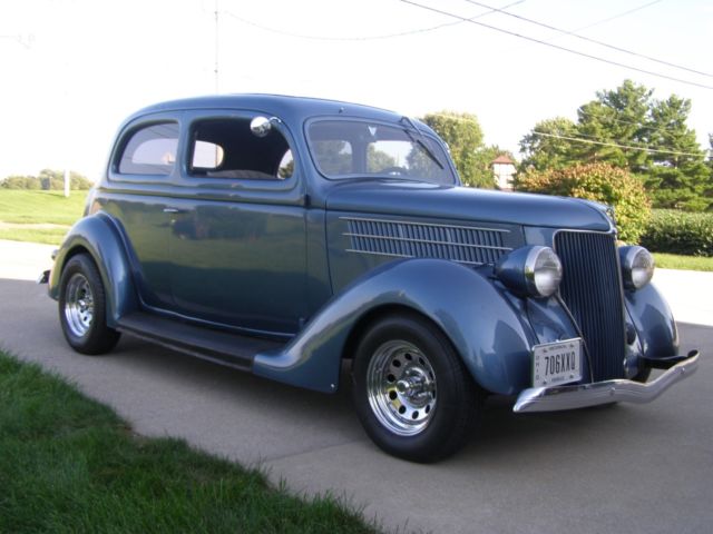 1936 Ford sedan - photo 3