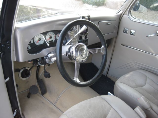 1936 Ford 2 dr sedan - photo 9
