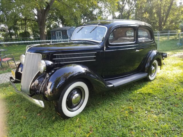 1936 Ford 2 Door Touring Humpback. - photo 2