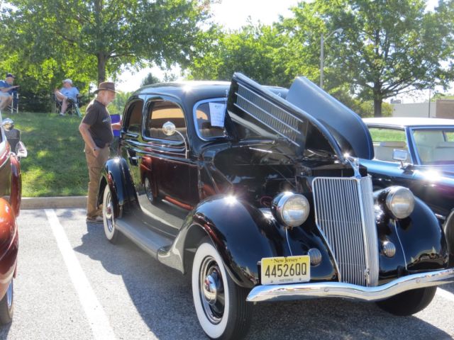 1936 Ford 2 Door Touring Humpback. - photo 9