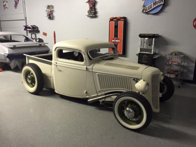 1936 Ford Model A - photo 2