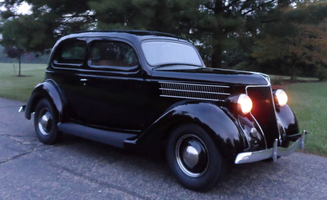 1936 Ford Tudor Sedan 2-Door V8 Slantback 1936 Ford Tudor Sedan 2-Door Slantback NO RESERVE V8