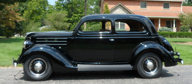1936 Ford Tudor Sedan 2-Door Slantback NO RESERVE V8 - photo 11