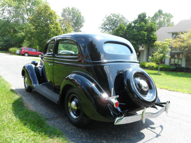 1936 Ford Tudor Sedan 2-Door Slantback NO RESERVE V8 - photo 12