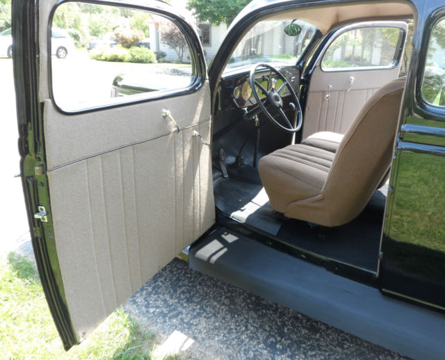 1936 Ford Tudor Sedan 2-Door Slantback NO RESERVE V8 - photo 7