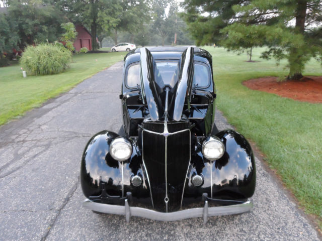 1936 Ford Tudor Sedan 2-Door Slantback NO RESERVE V8 - photo 9