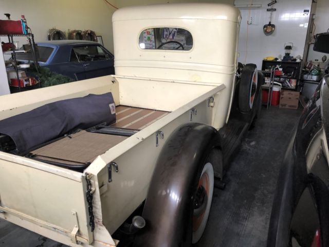 1936 International Harvester C1 - photo 6