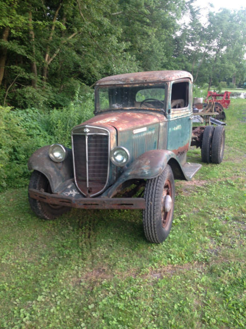 1936 International Harvester C30 - photo 2
