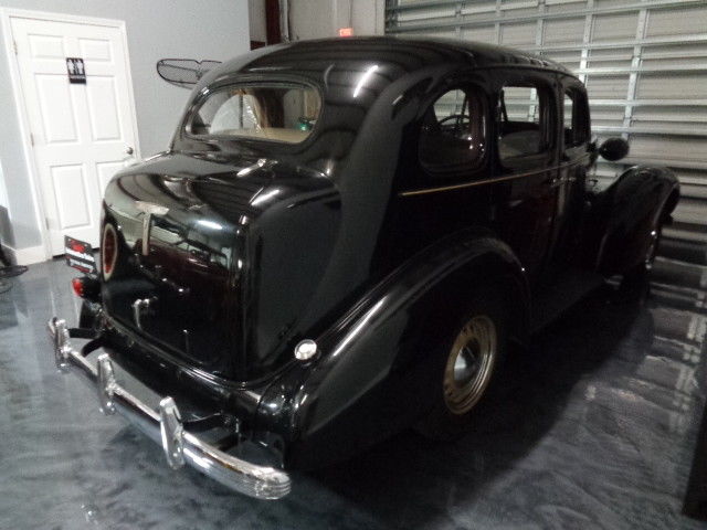 1936 Oldsmobile Model 6C Standard - photo 5