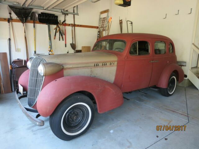1936 Oldsmobile Straight 8 Touring Sedan Model L36 1936 Oldsmobile L36