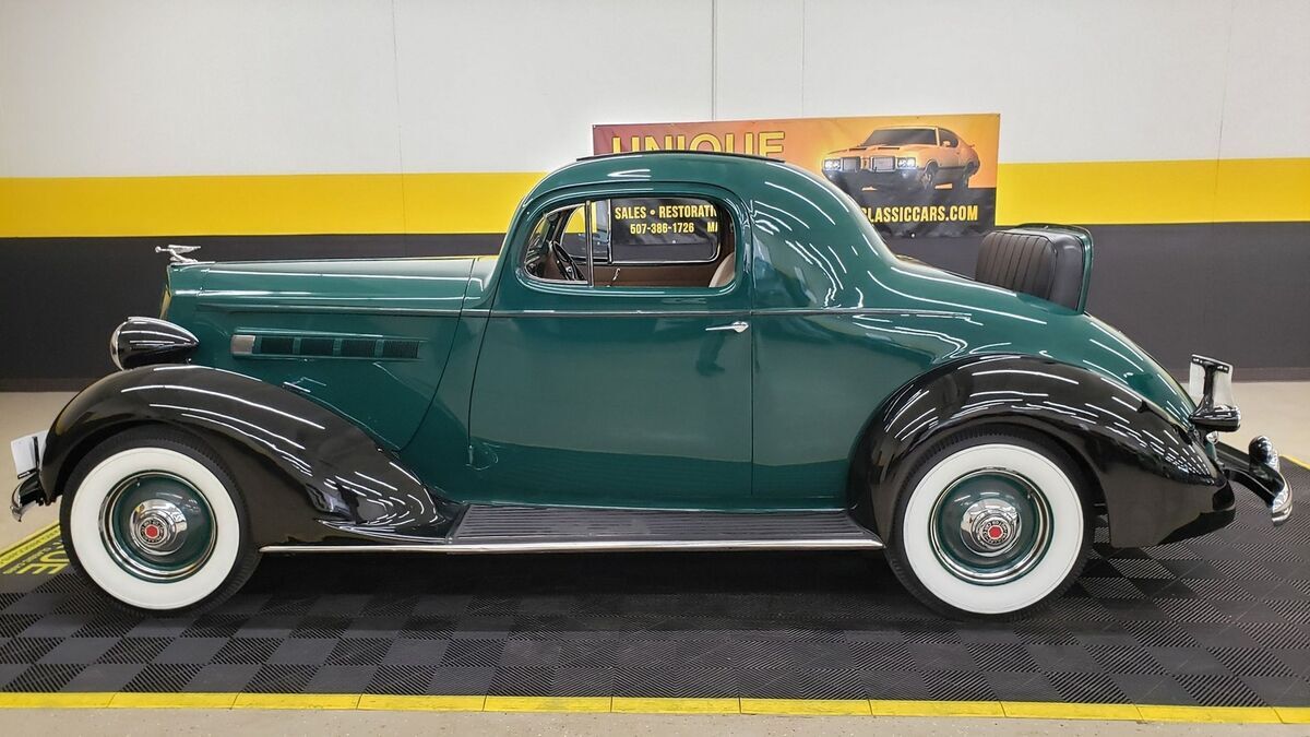 1936 Packard 120-B Sport Coupe w/ Rumble Seat - photo 8