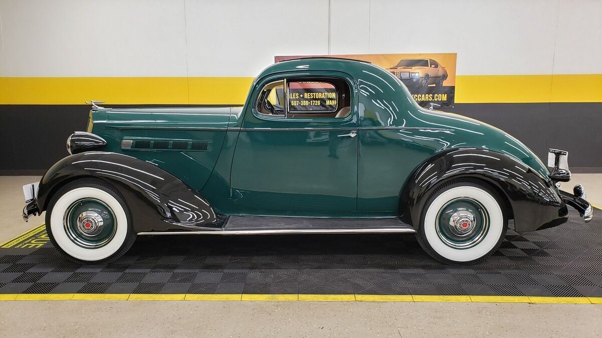 1936 Packard 120-B Sport Coupe w/ Rumble Seat - photo 9